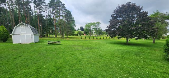 248 Plank Rd, Somerset Boro, PA 15501