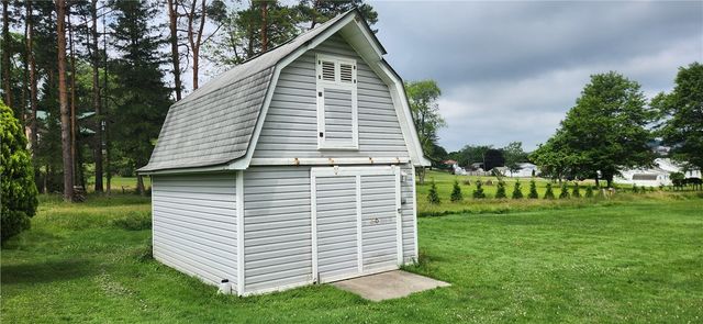 248 Plank Rd, Somerset Boro, PA 15501