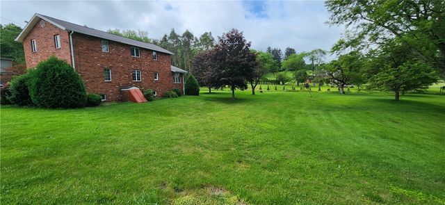 248 Plank Rd, Somerset Boro, PA 15501