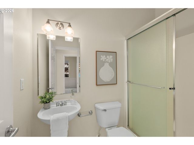 4092 Nw SCOTTSDALE Dr, Beaverton, OR 97006