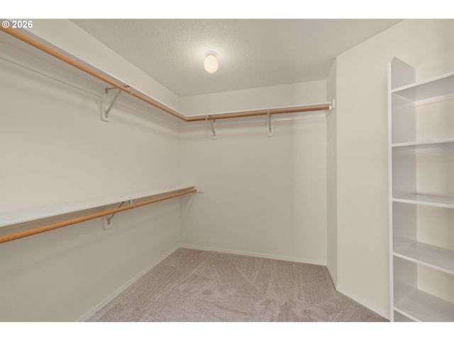 4092 Nw SCOTTSDALE Dr, Beaverton, OR 97006