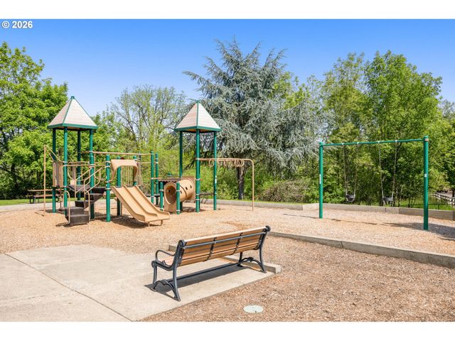 4092 Nw SCOTTSDALE Dr, Beaverton, OR 97006