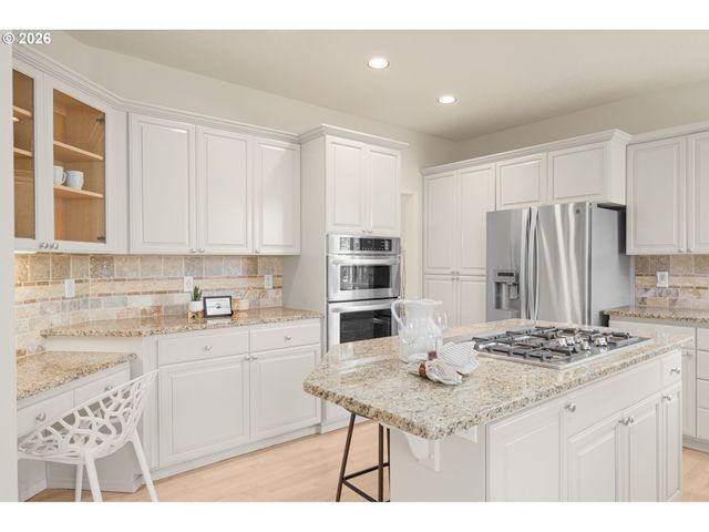 4092 Nw SCOTTSDALE Dr, Beaverton, OR 97006