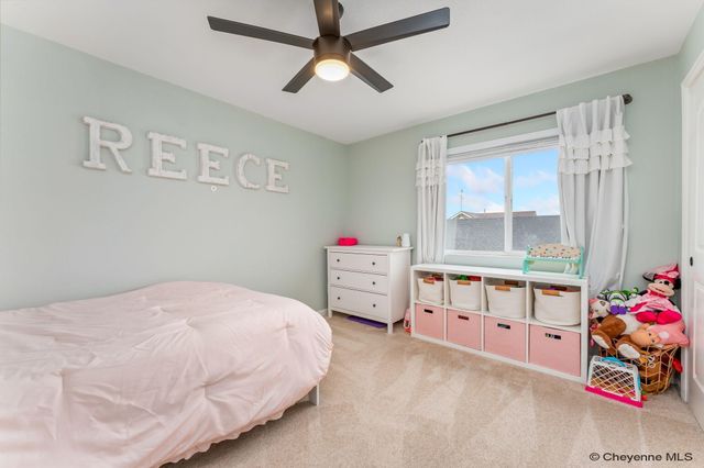 5428 ALEX RANCH RD, Cheyenne, WY 82007