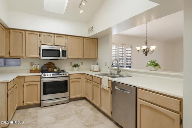 1841 E BEHREND Drive, Phoenix, AZ 85024