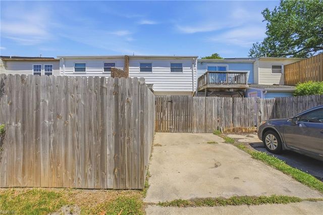 717 Tilden PL, Virginia Beach, VA 23451