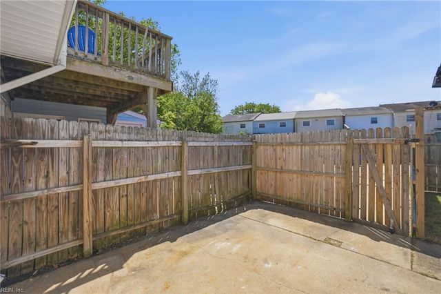 717 Tilden PL, Virginia Beach, VA 23451