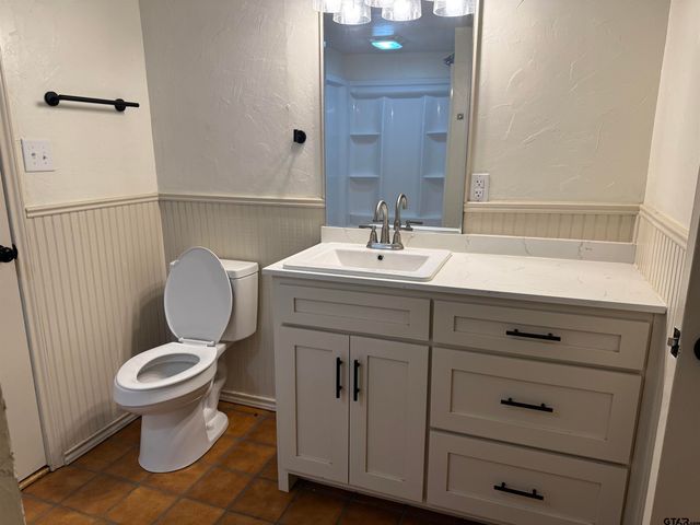 19001 CR 49, Tyler, TX 75704