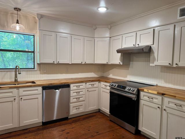 19001 CR 49, Tyler, TX 75704