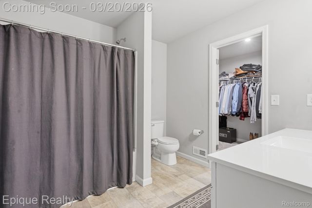 7201 Primrose Lane, Grand Blanc Charter Township, MI 48439