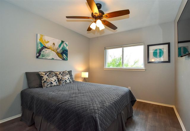 11007 Shumard Oak Court, Houston, TX 77065