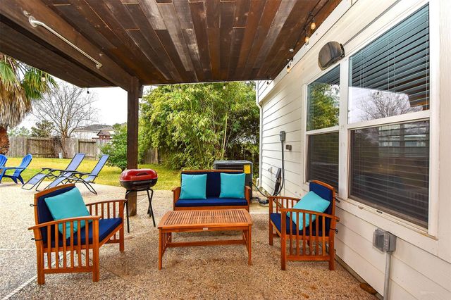 11007 Shumard Oak Court, Houston, TX 77065