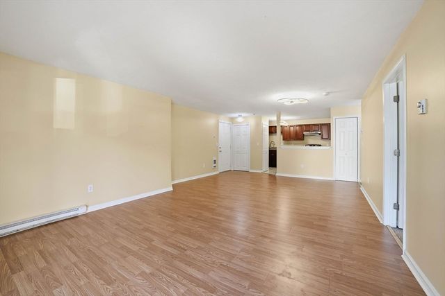 11 Gibbs St B17, Worcester, MA 01607