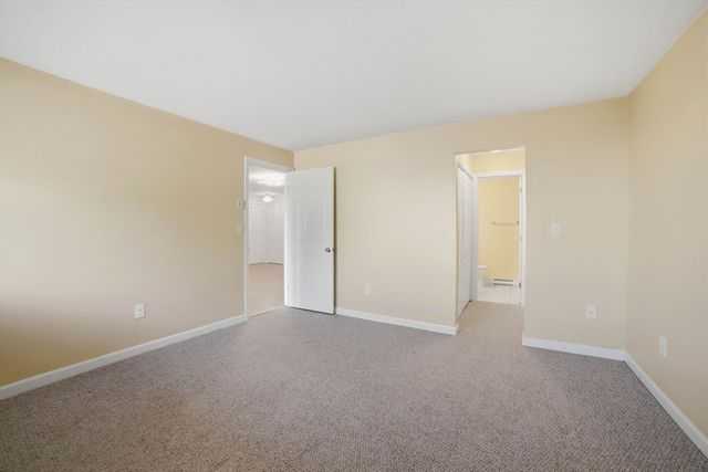 11 Gibbs St B17, Worcester, MA 01607