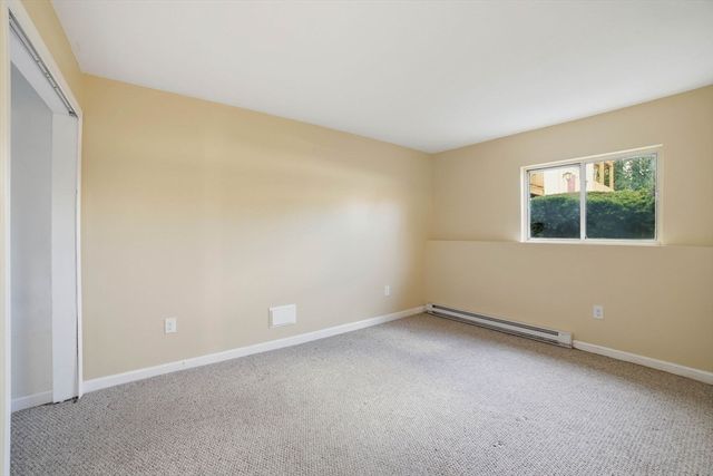 11 Gibbs St B17, Worcester, MA 01607