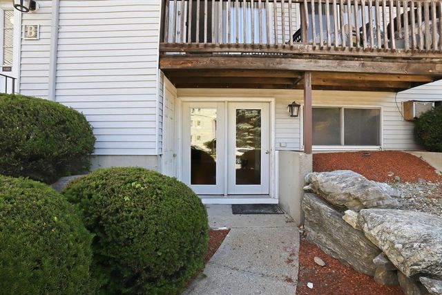 11 Gibbs St B17, Worcester, MA 01607