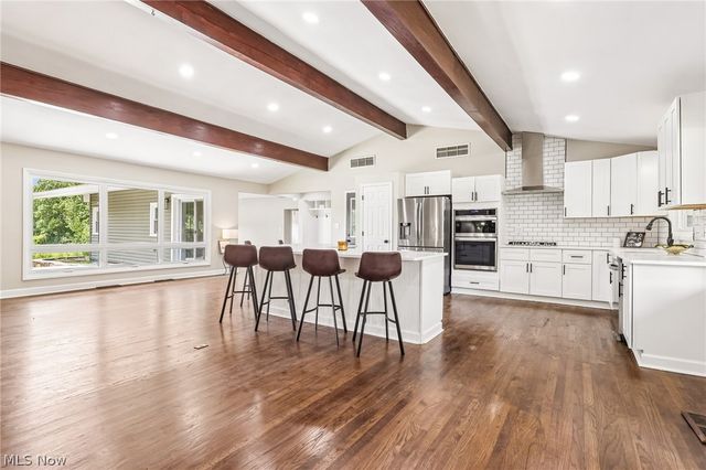 3312 Bancroft Road, Fairlawn, OH 44333