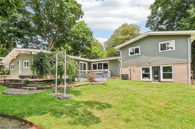 3312 Bancroft Road, Fairlawn, OH 44333