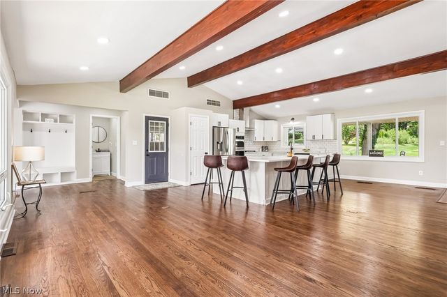 3312 Bancroft Road, Fairlawn, OH 44333