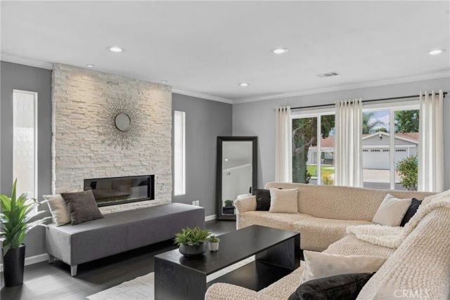 7946 Aqua Mansa Road, San Diego, CA 92126