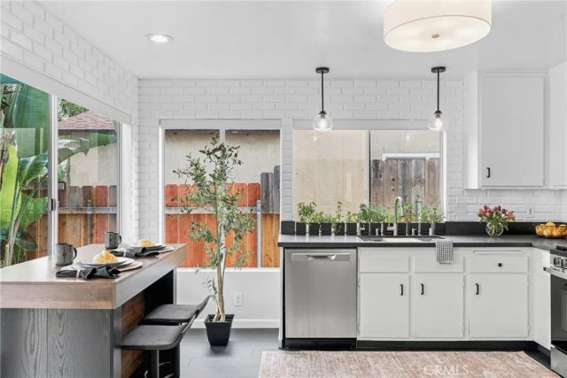 7946 Aqua Mansa Road, San Diego, CA 92126