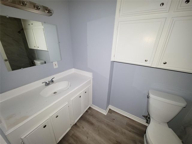 1102 Avenue C, Sweeny, TX 77480