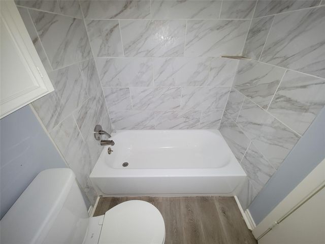 1102 Avenue C, Sweeny, TX 77480