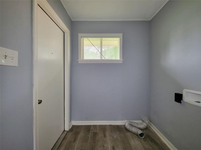 1102 Avenue C, Sweeny, TX 77480