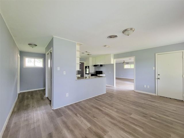 1102 Avenue C, Sweeny, TX 77480