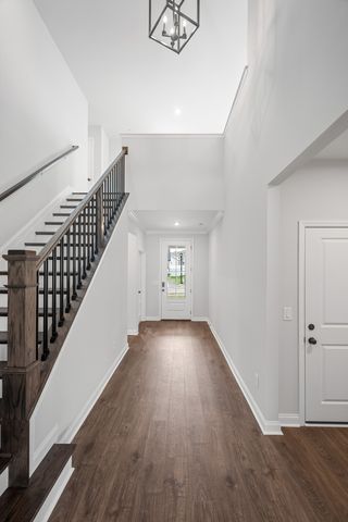 2002 Feather Stone Court, Columbia, TN 38401