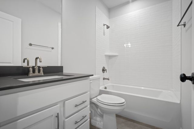 2002 Feather Stone Court, Columbia, TN 38401