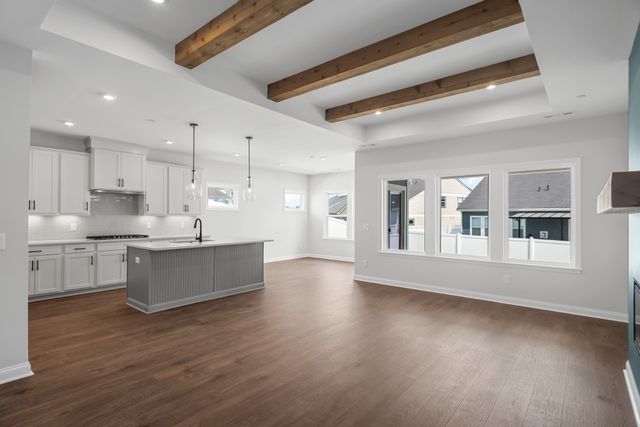 2002 Feather Stone Court, Columbia, TN 38401