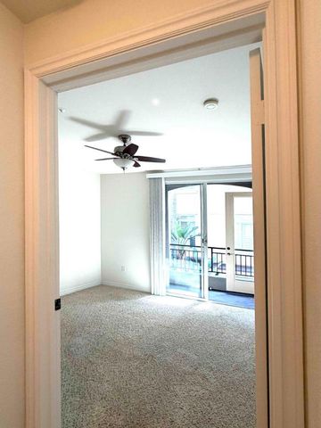 9263 Regents Road B301, La Jolla, CA 92037