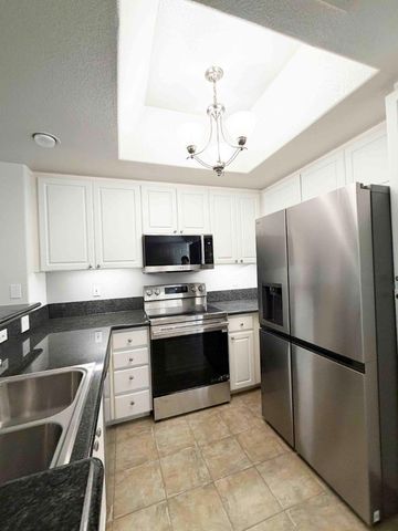 9263 Regents Road B301, La Jolla, CA 92037