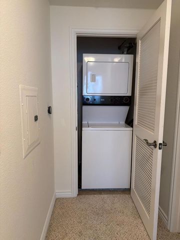 9263 Regents Road B301, La Jolla, CA 92037