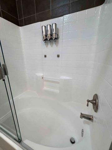 9263 Regents Road B301, La Jolla, CA 92037