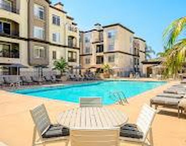 9263 Regents Road B301, La Jolla, CA 92037