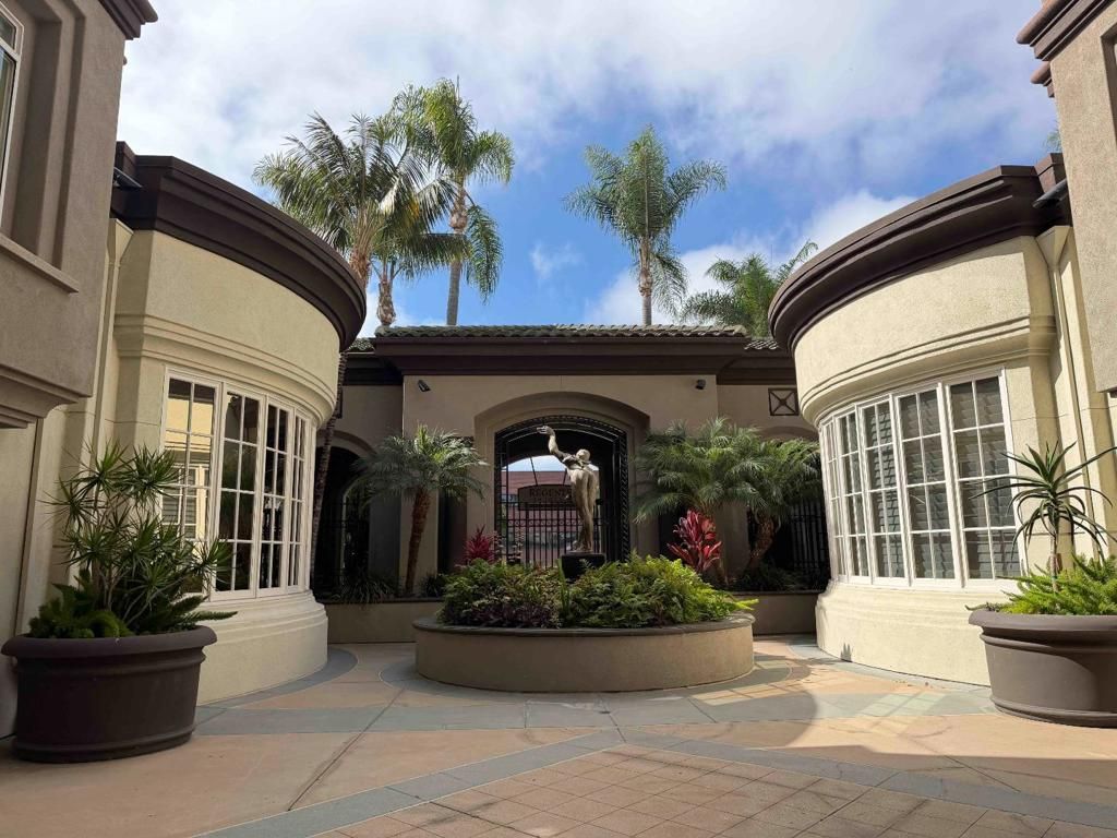 9263 Regents Road B301, La Jolla, CA 92037 — photo 4