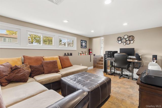 234 E 3rd Street, Deer Park, NY 11729