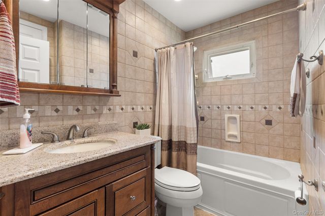 234 E 3rd Street, Deer Park, NY 11729