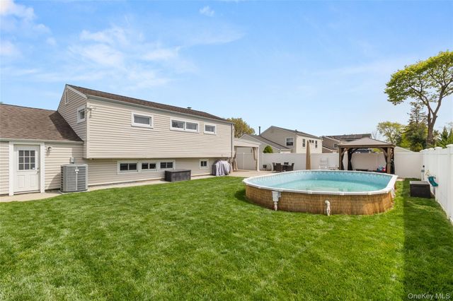 234 E 3rd Street, Deer Park, NY 11729
