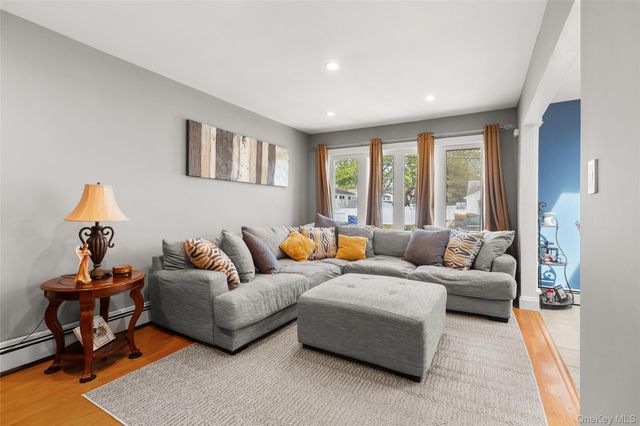 234 E 3rd Street, Deer Park, NY 11729