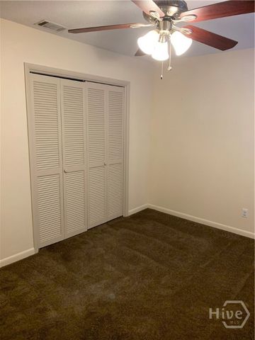 455 Mall Boulevard 36, Savannah, GA 31406