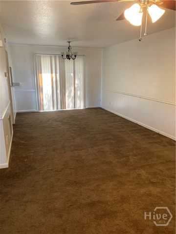 455 Mall Boulevard 36, Savannah, GA 31406