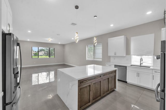 10675 Coral Street, Parkland, FL 33076