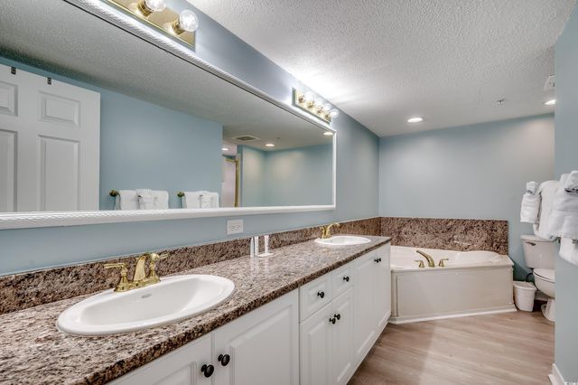 5310 N Ocean Blvd Unit 208, Myrtle Beach, SC 29577