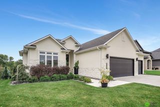 7516 S 66 Street, Lincoln, NE 68516
