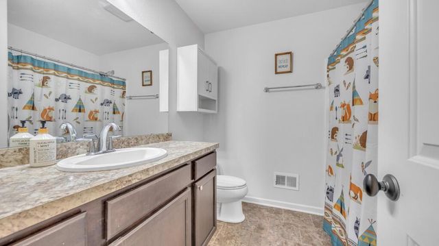 1776 Galena DRIVE, Port Washington, WI 53074