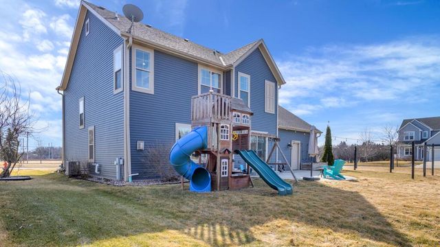 1776 Galena DRIVE, Port Washington, WI 53074