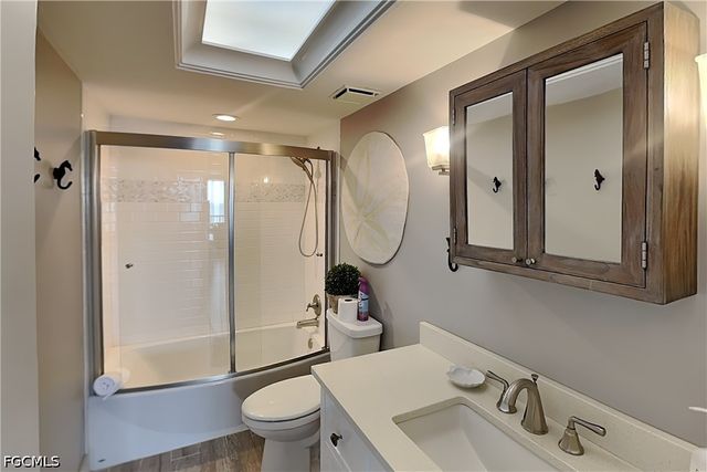 17170 Harbour Point DR 234, Fort Myers, FL 33908